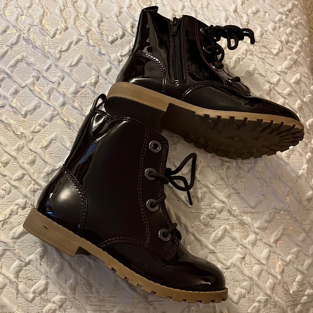 Patent leather boots for girls. Size 11. Deep burgundy color. Slightly worn.